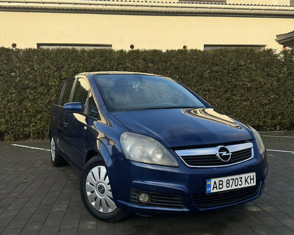 Синій Опель Зафіра, об'ємом двигуна 2.2 л та пробігом 203 тис. км за 4799 $, фото 1 на Automoto.ua