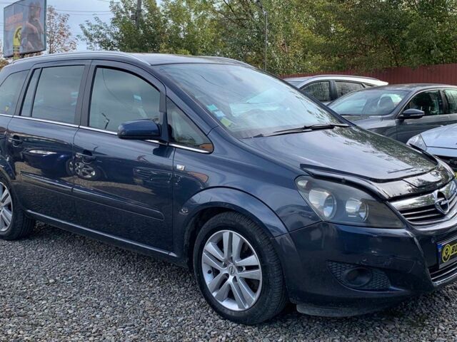 Синий Опель Зафира, объемом двигателя 1.7 л и пробегом 231 тыс. км за 6999 $, фото 1 на Automoto.ua