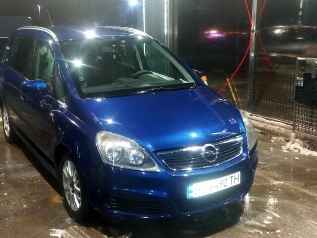 Синий Опель Зафира, объемом двигателя 1.7 л и пробегом 250 тыс. км за 5500 $, фото 1 на Automoto.ua