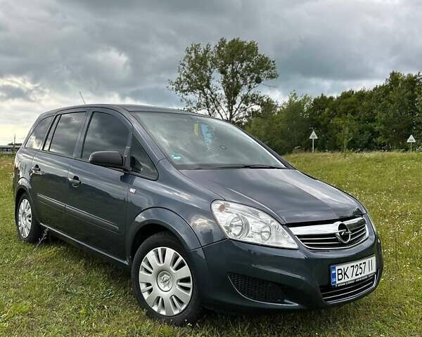 Синий Опель Зафира, объемом двигателя 1.8 л и пробегом 222 тыс. км за 5800 $, фото 1 на Automoto.ua