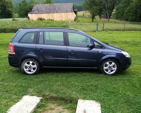 Синій Опель Зафіра, об'ємом двигуна 1.69 л та пробігом 235 тис. км за 6150 $, фото 1 на Automoto.ua