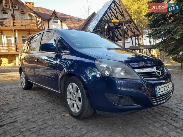 Синий Опель Зафира, объемом двигателя 1.7 л и пробегом 216 тыс. км за 6300 $, фото 1 на Automoto.ua
