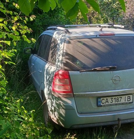 Синий Опель Зафира, объемом двигателя 1.6 л и пробегом 3 тыс. км за 4248 $, фото 1 на Automoto.ua