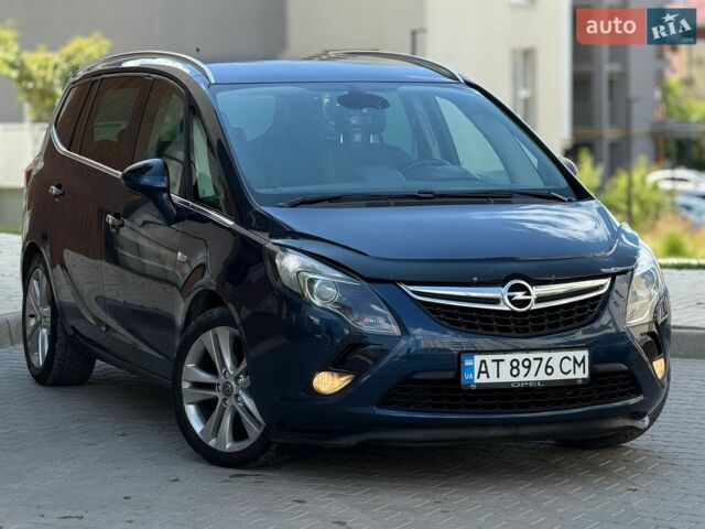 Синий Опель Зафира, объемом двигателя 2 л и пробегом 222 тыс. км за 8500 $, фото 1 на Automoto.ua