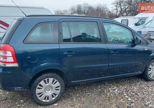 Синий Опель Зафира, объемом двигателя 1.6 л и пробегом 208 тыс. км за 6499 $, фото 1 на Automoto.ua