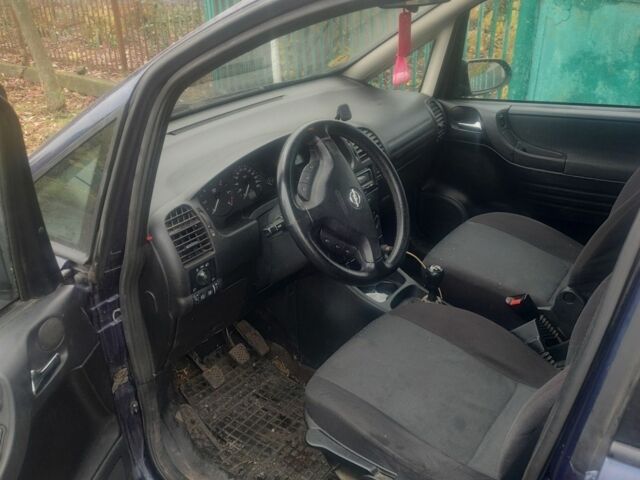 Синій Опель Зафіра, об'ємом двигуна 2 л та пробігом 3 тис. км за 1200 $, фото 1 на Automoto.ua