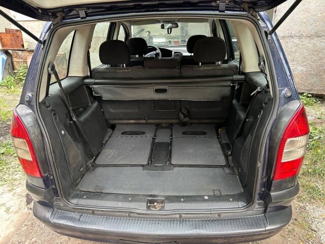 Синій Опель Зафіра, об'ємом двигуна 2 л та пробігом 0 тис. км за 3200 $, фото 1 на Automoto.ua