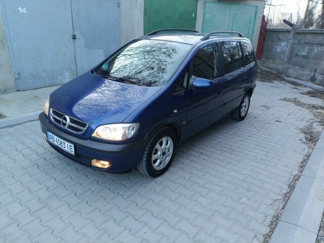 Синий Опель Зафира, объемом двигателя 1.8 л и пробегом 230 тыс. км за 3450 $, фото 1 на Automoto.ua