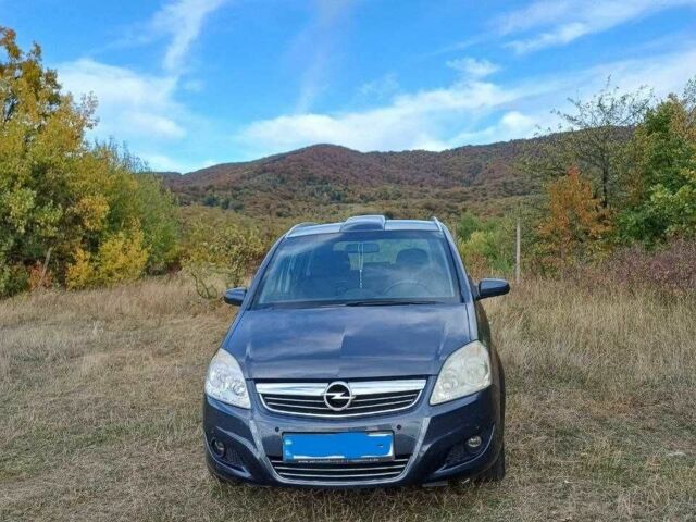 Синий Опель Зафира, объемом двигателя 1.6 л и пробегом 178 тыс. км за 6467 $, фото 1 на Automoto.ua