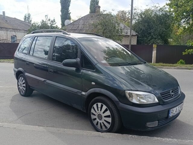 Зеленый Опель Зафира, объемом двигателя 2 л и пробегом 100 тыс. км за 2250 $, фото 1 на Automoto.ua