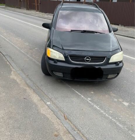 Зеленый Опель Зафира, объемом двигателя 2 л и пробегом 300 тыс. км за 2200 $, фото 1 на Automoto.ua