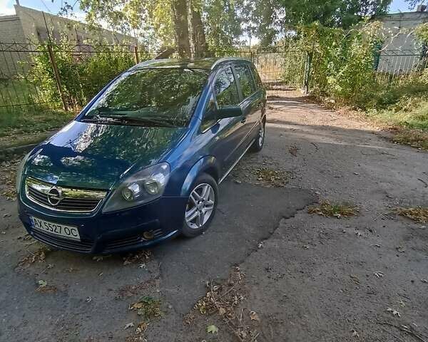 Зелений Опель Зафіра, об'ємом двигуна 1.6 л та пробігом 273 тис. км за 5500 $, фото 1 на Automoto.ua