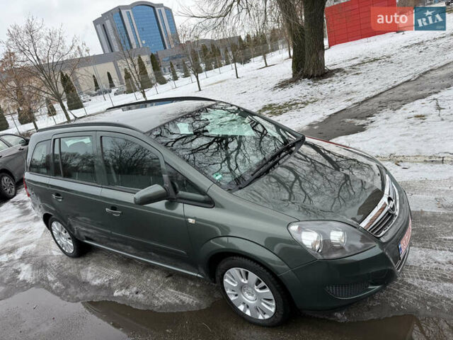 Зеленый Опель Зафира, объемом двигателя 1.6 л и пробегом 222 тыс. км за 6700 $, фото 1 на Automoto.ua