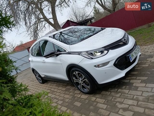 Білий Опель Ampera-e, об'ємом двигуна 0 л та пробігом 160 тис. км за 13700 $, фото 1 на Automoto.ua