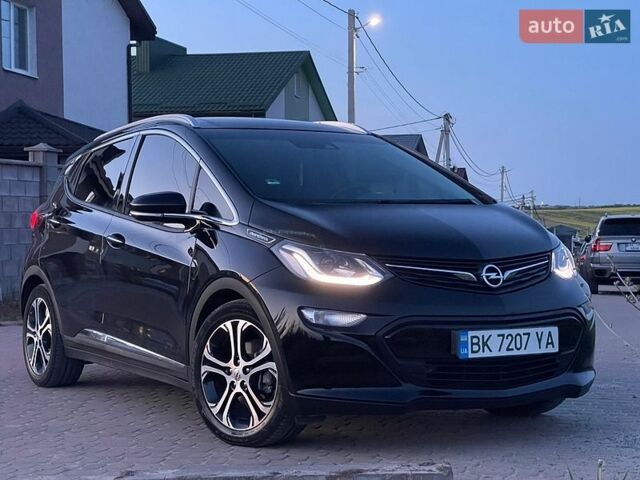 Черный Опель Ampera-e, объемом двигателя 0 л и пробегом 94 тыс. км за 15700 $, фото 1 на Automoto.ua