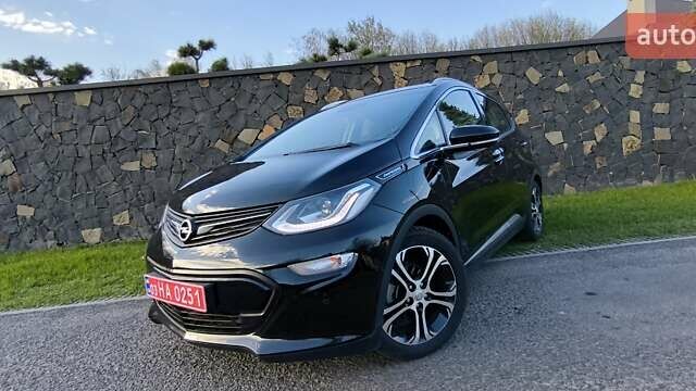 Черный Опель Ampera-e, объемом двигателя 0 л и пробегом 120 тыс. км за 13900 $, фото 1 на Automoto.ua