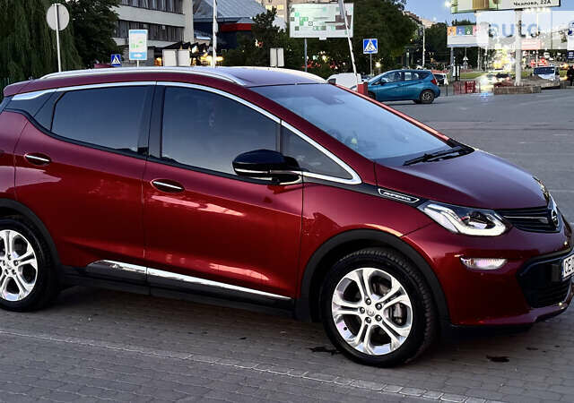 Красный Опель Ampera-e, объемом двигателя 0 л и пробегом 52 тыс. км за 15500 $, фото 1 на Automoto.ua