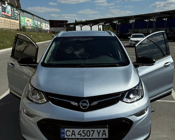 Сірий Опель Ampera-e, об'ємом двигуна 0 л та пробігом 55 тис. км за 21500 $, фото 1 на Automoto.ua