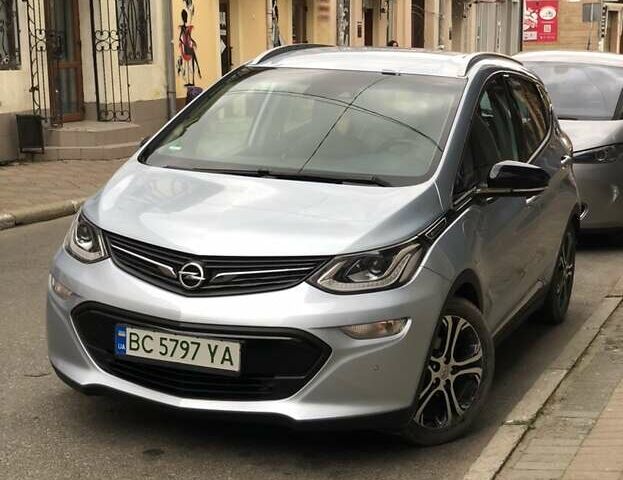 Серый Опель Ampera-e, объемом двигателя 0 л и пробегом 98 тыс. км за 15200 $, фото 1 на Automoto.ua