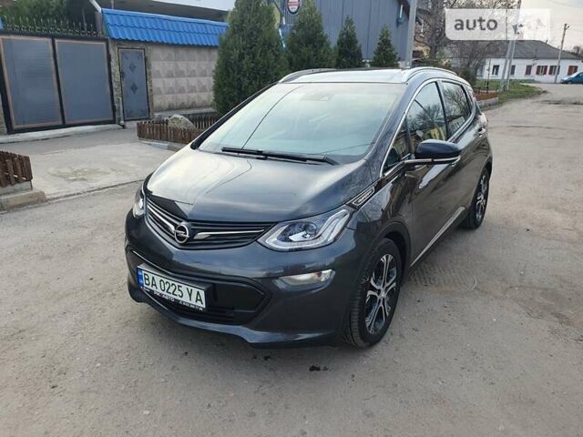 Серый Опель Ampera-e, объемом двигателя 0 л и пробегом 55 тыс. км за 28500 $, фото 1 на Automoto.ua