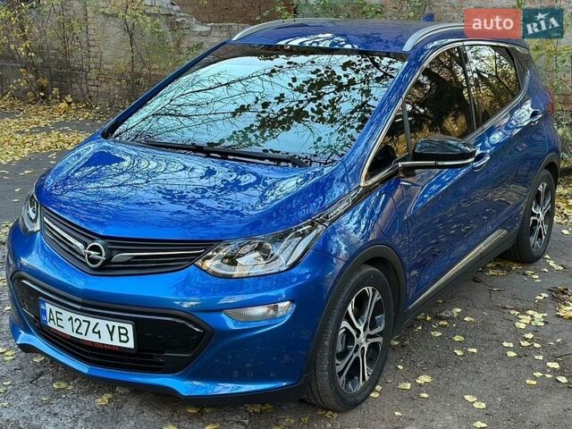 Синий Опель Ampera-e, объемом двигателя 0 л и пробегом 176 тыс. км за 13500 $, фото 1 на Automoto.ua