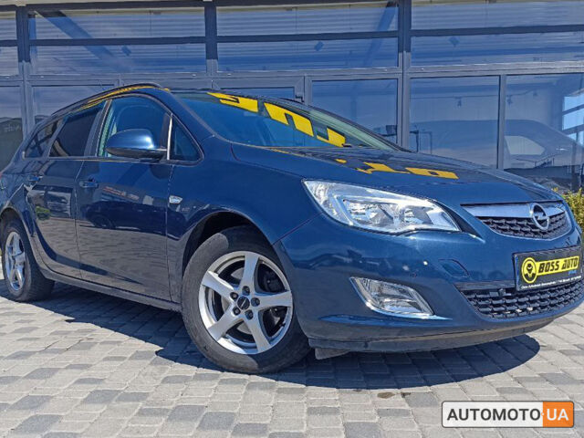 Синий Опель Astra Sports Tourer, объемом двигателя 1.7 л и пробегом 222 тыс. км за 7300 $, фото 1 на Automoto.ua