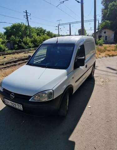 Білий Опель Combo-e, об'ємом двигуна 1.7 л та пробігом 164 тис. км за 3950 $, фото 1 на Automoto.ua