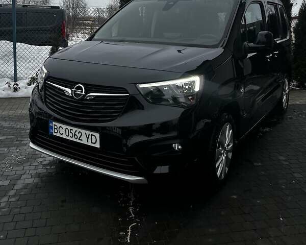 Чорний Опель Combo-e, об'ємом двигуна 0 л та пробігом 58 тис. км за 20500 $, фото 1 на Automoto.ua