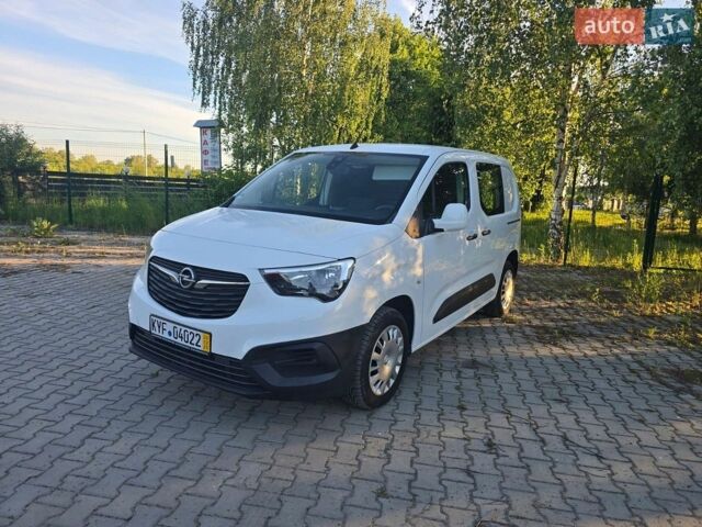Белый Опель Combo Cargo, объемом двигателя 1.5 л и пробегом 190 тыс. км за 12499 $, фото 1 на Automoto.ua