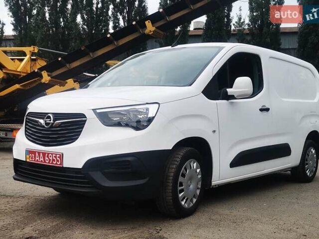 Белый Опель Combo Cargo, объемом двигателя 0 л и пробегом 79 тыс. км за 8000 $, фото 1 на Automoto.ua