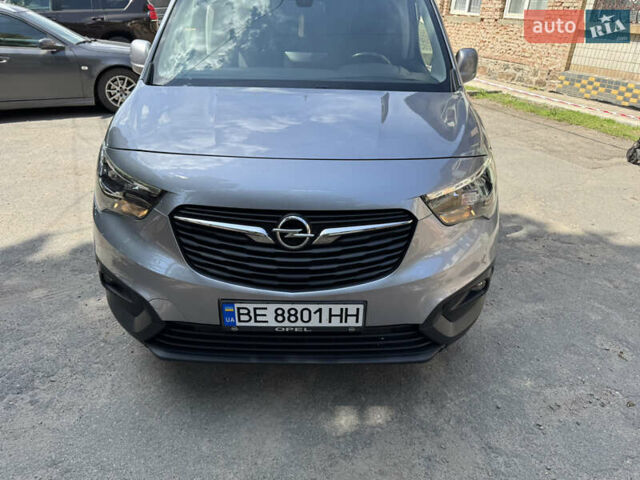 Серый Опель Combo Cargo, объемом двигателя 1.5 л и пробегом 177 тыс. км за 14800 $, фото 1 на Automoto.ua