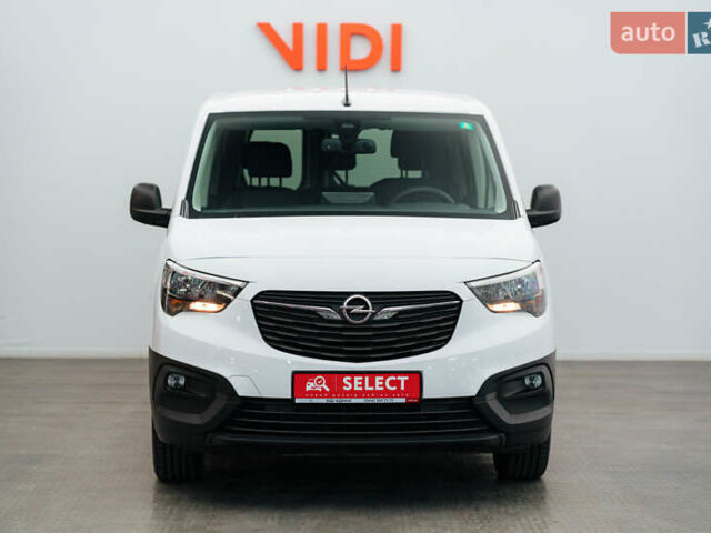 Білий Опель Combo Life, об'ємом двигуна 1.5 л та пробігом 23 тис. км за 20403 $, фото 1 на Automoto.ua