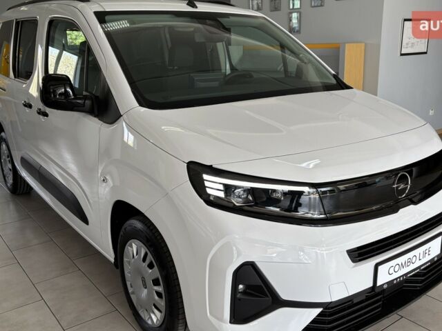 Опель Combo Life, объемом двигателя 1.5 л и пробегом 0 тыс. км за 28207 $, фото 1 на Automoto.ua