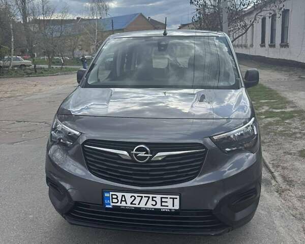 Сірий Опель Combo Life, об'ємом двигуна 1.56 л та пробігом 6 тис. км за 21000 $, фото 1 на Automoto.ua