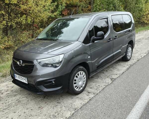 Сірий Опель Combo Life, об'ємом двигуна 1.5 л та пробігом 54 тис. км за 23200 $, фото 1 на Automoto.ua