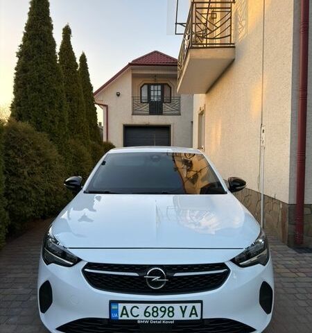 Белый Опель Corsa-e, объемом двигателя 0 л и пробегом 87 тыс. км за 13700 $, фото 1 на Automoto.ua