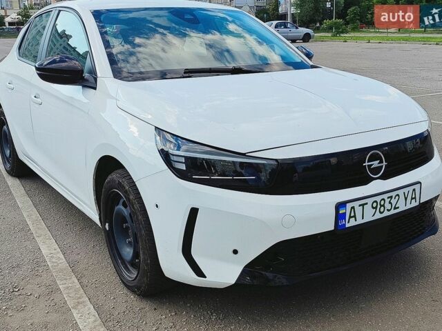 Белый Опель Corsa-e, объемом двигателя 0 л и пробегом 8 тыс. км за 16900 $, фото 1 на Automoto.ua