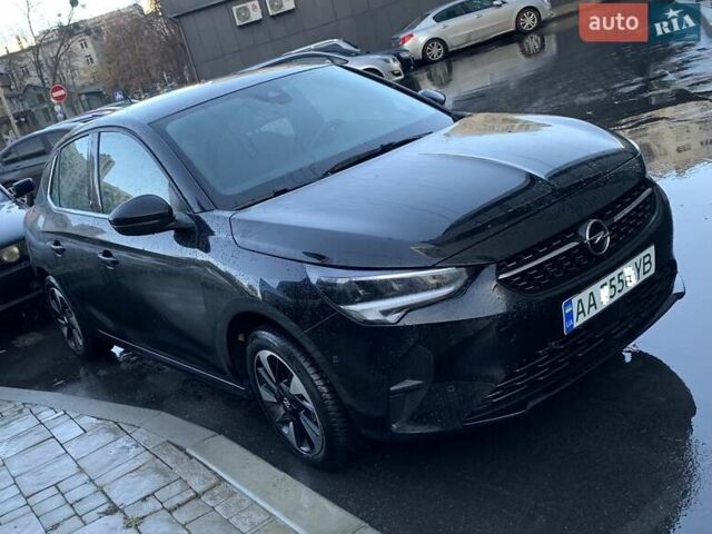 Чорний Опель Corsa-e, об'ємом двигуна 0 л та пробігом 14 тис. км за 19770 $, фото 1 на Automoto.ua