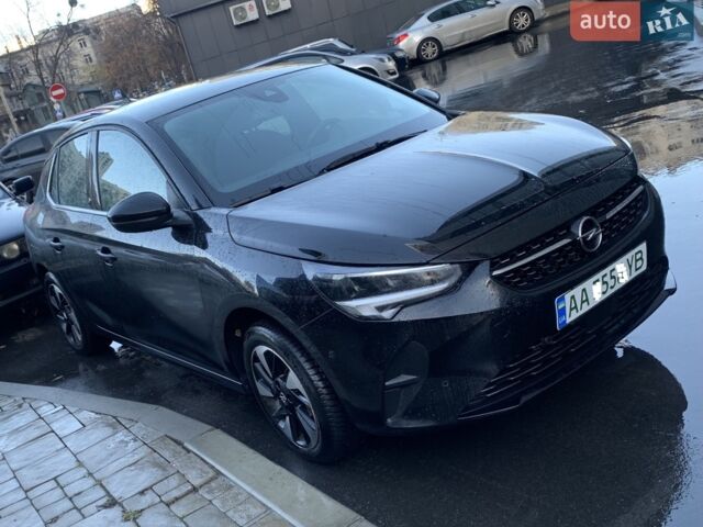Чорний Опель Corsa-e, об'ємом двигуна 0 л та пробігом 14 тис. км за 19770 $, фото 1 на Automoto.ua