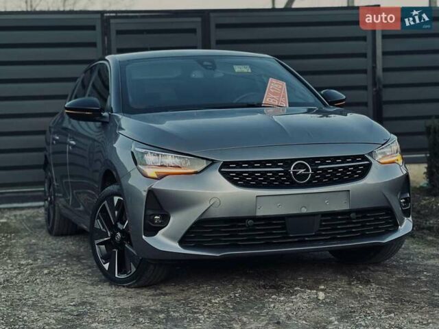 Серый Опель Corsa-e, объемом двигателя 0 л и пробегом 22 тыс. км за 12450 $, фото 1 на Automoto.ua