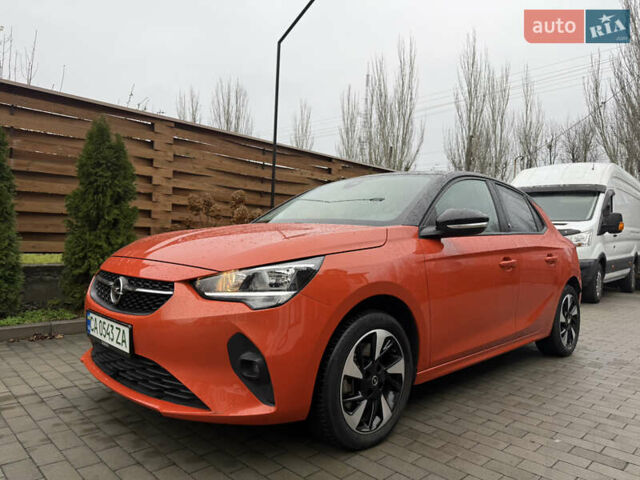 Оранжевый Опель Corsa-e, объемом двигателя 0 л и пробегом 44 тыс. км за 13450 $, фото 1 на Automoto.ua
