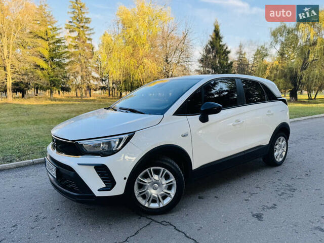 Білий Опель Crossland, об'ємом двигуна 1.2 л та пробігом 7 тис. км за 16500 $, фото 1 на Automoto.ua