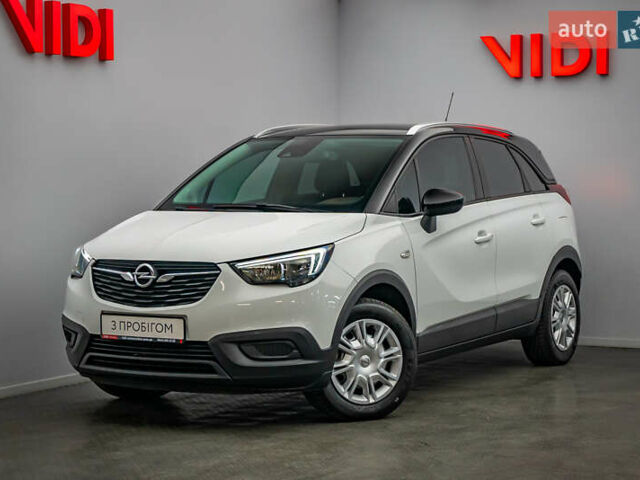 Белый Опель Crossland X, объемом двигателя 1.2 л и пробегом 49 тыс. км за 15382 $, фото 1 на Automoto.ua