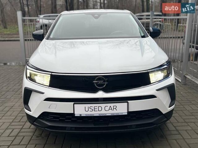 Білий Опель Grandland, об'ємом двигуна 1.5 л та пробігом 65 тис. км за 22800 $, фото 1 на Automoto.ua