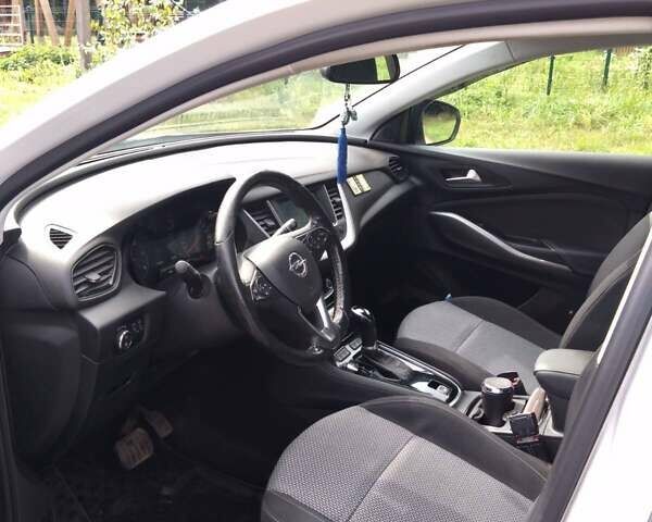 Білий Опель Grandland X, об'ємом двигуна 1.5 л та пробігом 176 тис. км за 17900 $, фото 1 на Automoto.ua