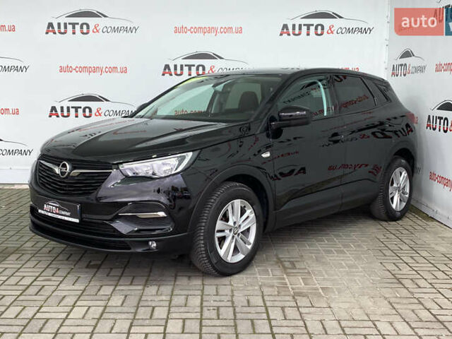 Черный Опель Grandland X, объемом двигателя 1.5 л и пробегом 197 тыс. км за 17750 $, фото 1 на Automoto.ua