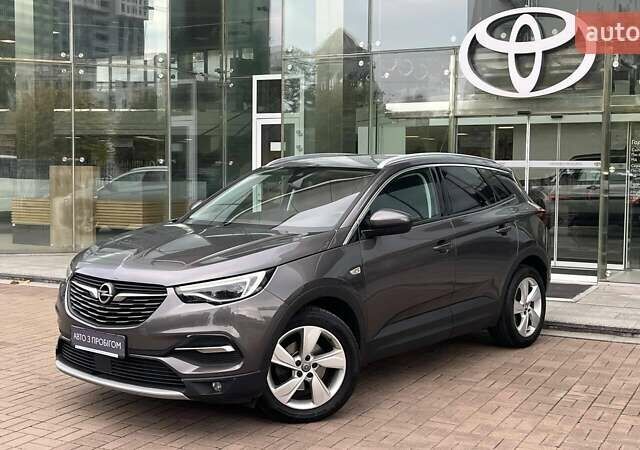 Сірий Опель Grandland X, об'ємом двигуна 1.5 л та пробігом 75 тис. км за 18615 $, фото 1 на Automoto.ua