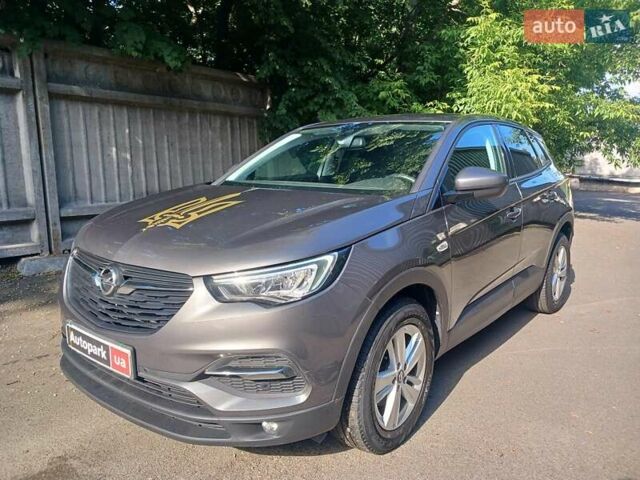 Серый Опель Grandland X, объемом двигателя 1.5 л и пробегом 93 тыс. км за 18990 $, фото 1 на Automoto.ua