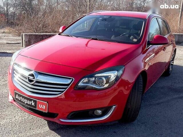 Опель Insignia Sports Tourer, объемом двигателя 2 л и пробегом 228 тыс. км за 10500 $, фото 1 на Automoto.ua