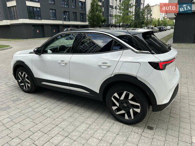 Білий Опель Mokka, об'ємом двигуна 0 л та пробігом 80 тис. км за 16900 $, фото 1 на Automoto.ua